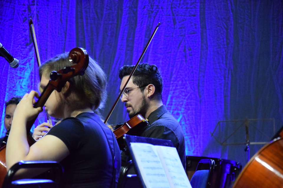 <p>Décima edição do Encontro de Orquestras foi realizado no Teatro Municipal. Fotos: Leticia Sechini/Unochapecó.</p>