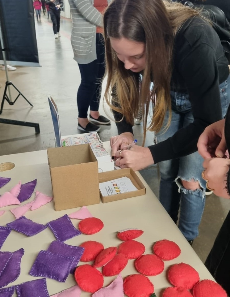 <p>Curso de Artes realiza mostra pedagógica no componente curricular Ensino da Arte na Educação Básica: Conhecimentos e Habilidades.</p>