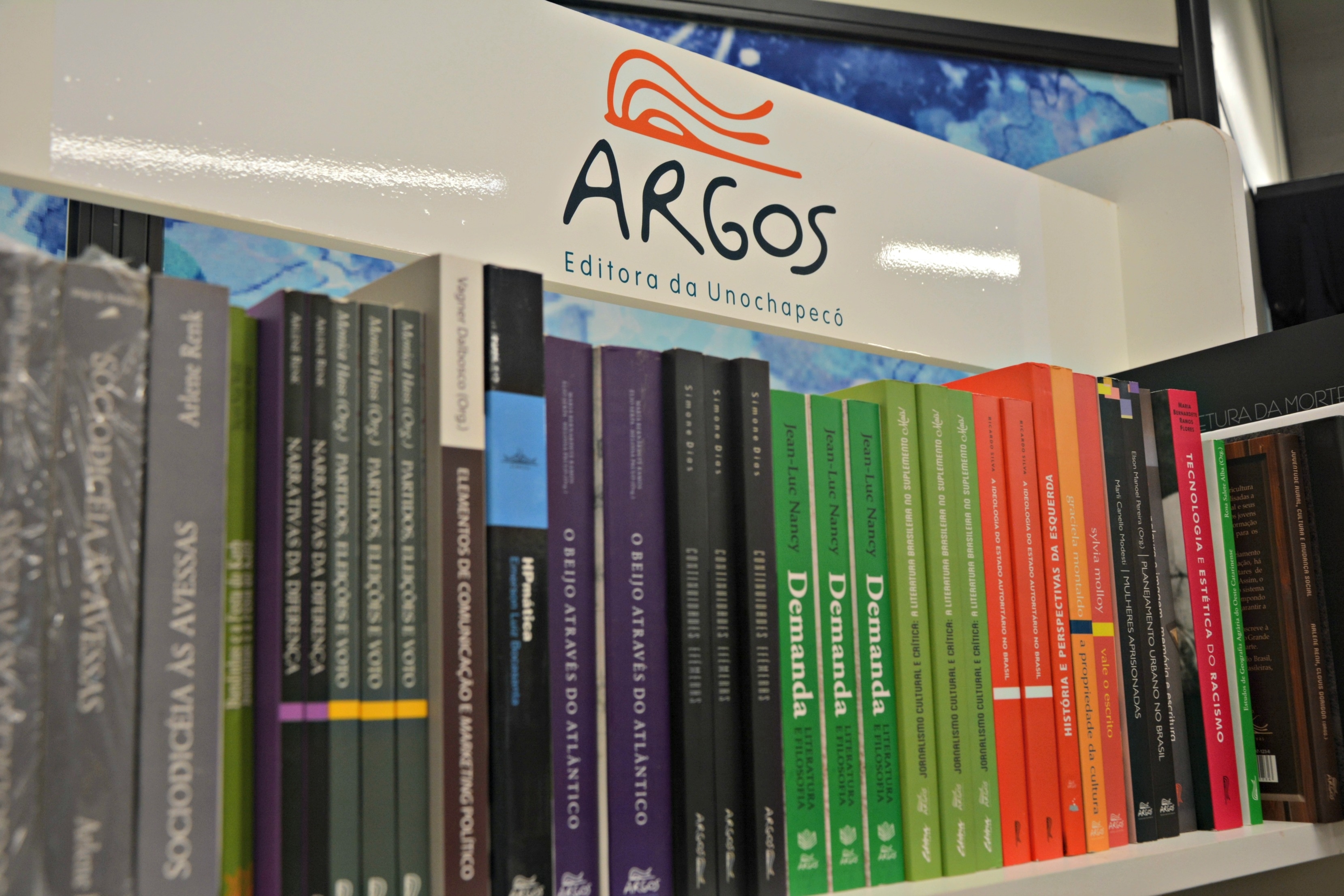 Editora Argos comemora 25 anos de história