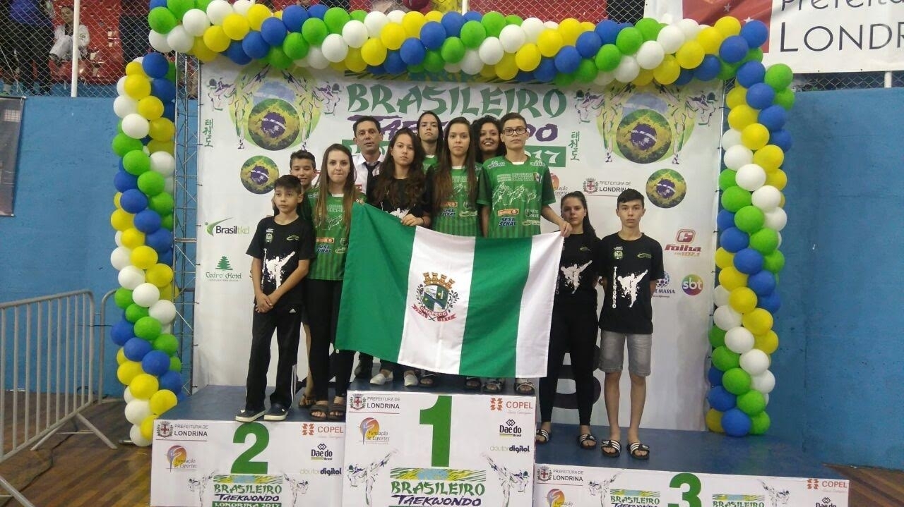 Atletas conquistam medalhas no Campeonato Brasileiro de Taekwondo