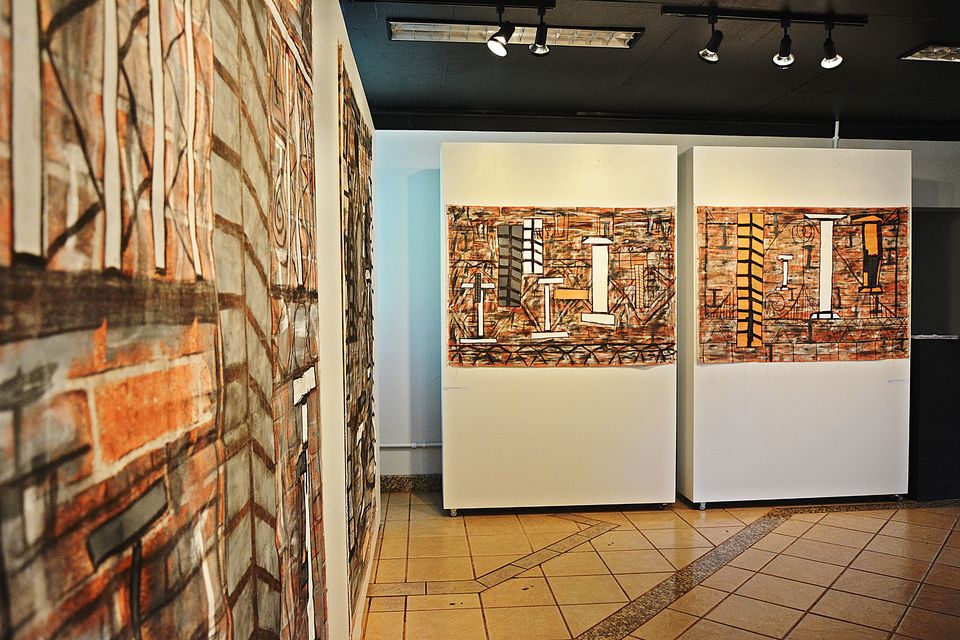 Exposição da Galeria Agostinho Duarte aborda arquitetura moderna
