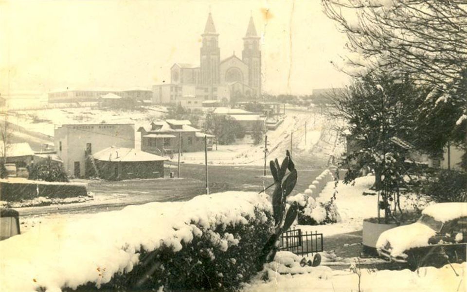 Um dia de neve em Chapecó