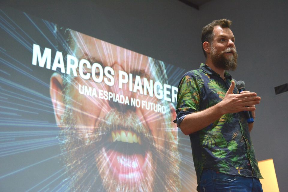 Marcos Piangers encerra programação da Semana do Administrador