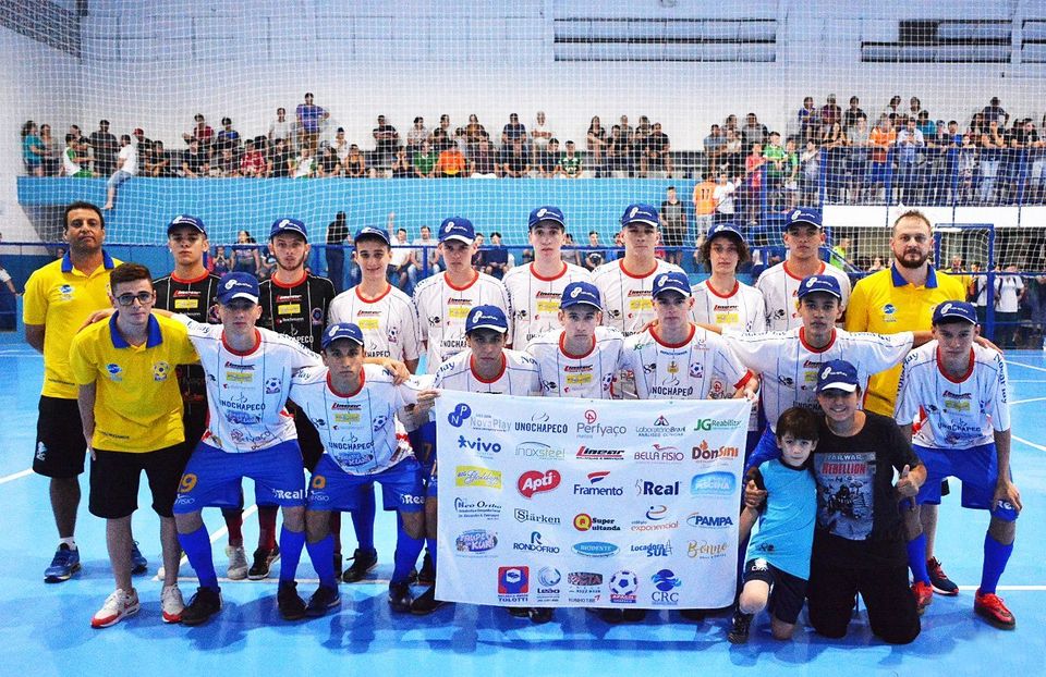 CRC Futsal/Unochapecó garante vitória em casa