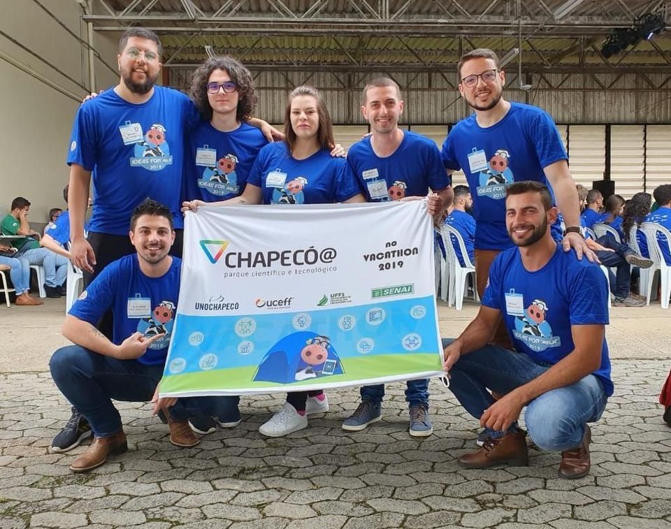 Equipe de Chapecó participa de desafio nacional de inovação na área leiteira